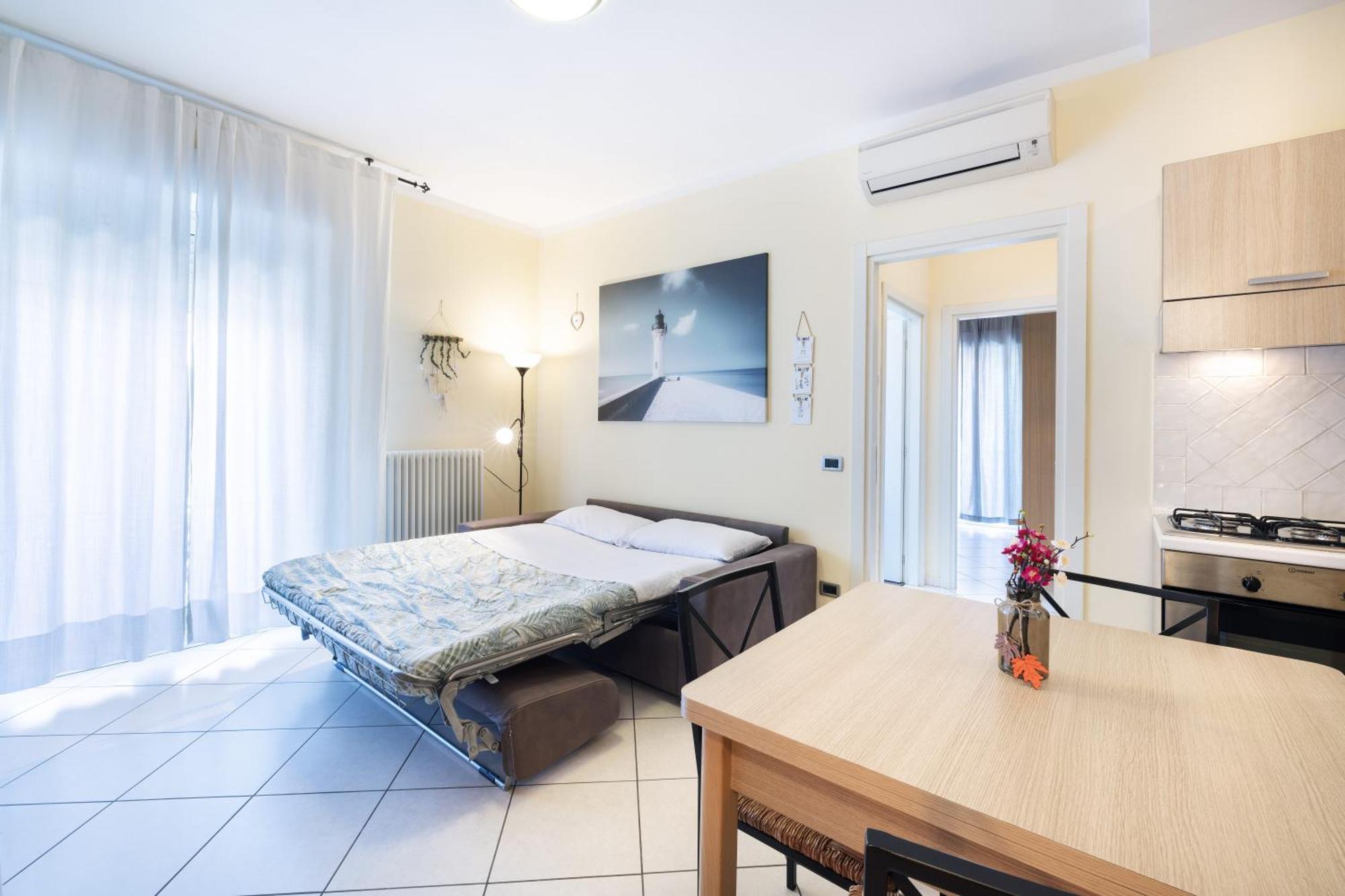 We Home - Sole Mare, Riccione Exteriör bild